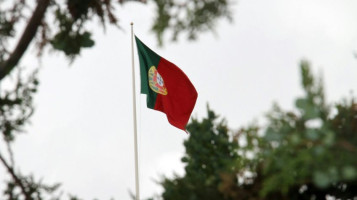 Justiça de Portugal barra trechos de lei que restringe imigração