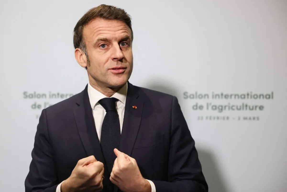 Movimentação de Macron em Roma gera suspeitas de interferência na escolha do novo papa; entenda