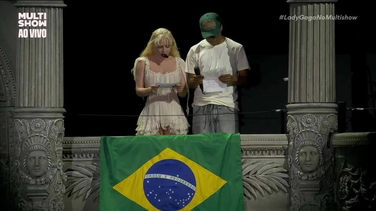 Lady Gaga sorteia fã brasileiro para ler carta ao público durante show | Show da Lady Gaga | gshow