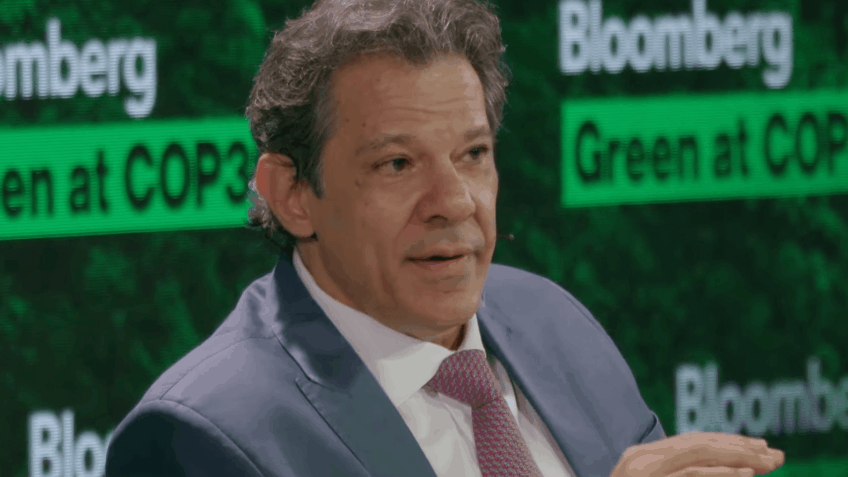 Bancos fazem pressão para BC não cortar a taxa Selic, diz Haddad