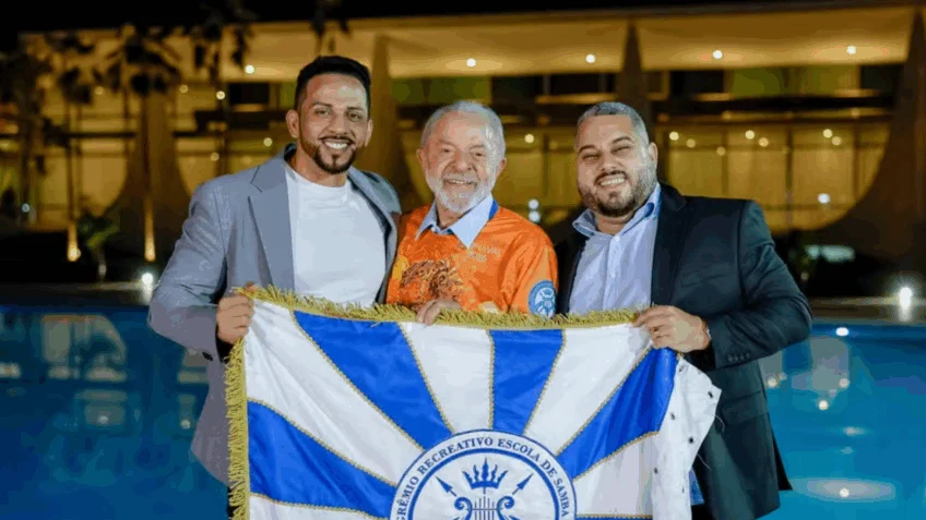 Lei Rouanet libera R$ 5,1 mi para desfile sobre Lula escola rejeita verba