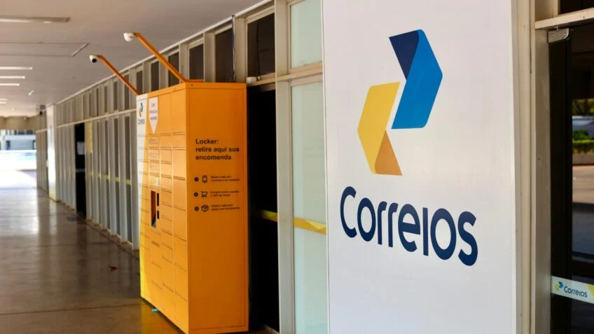Correios pretendem demitir 15.000 e fechar 1.000 unidades