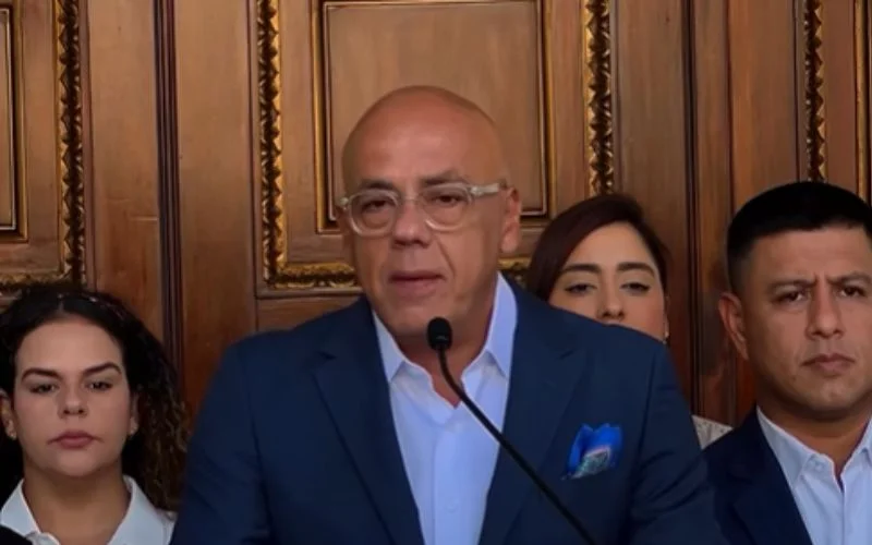 Venezuela liberta presos por razões políticas, incluindo estrangeiros abc+