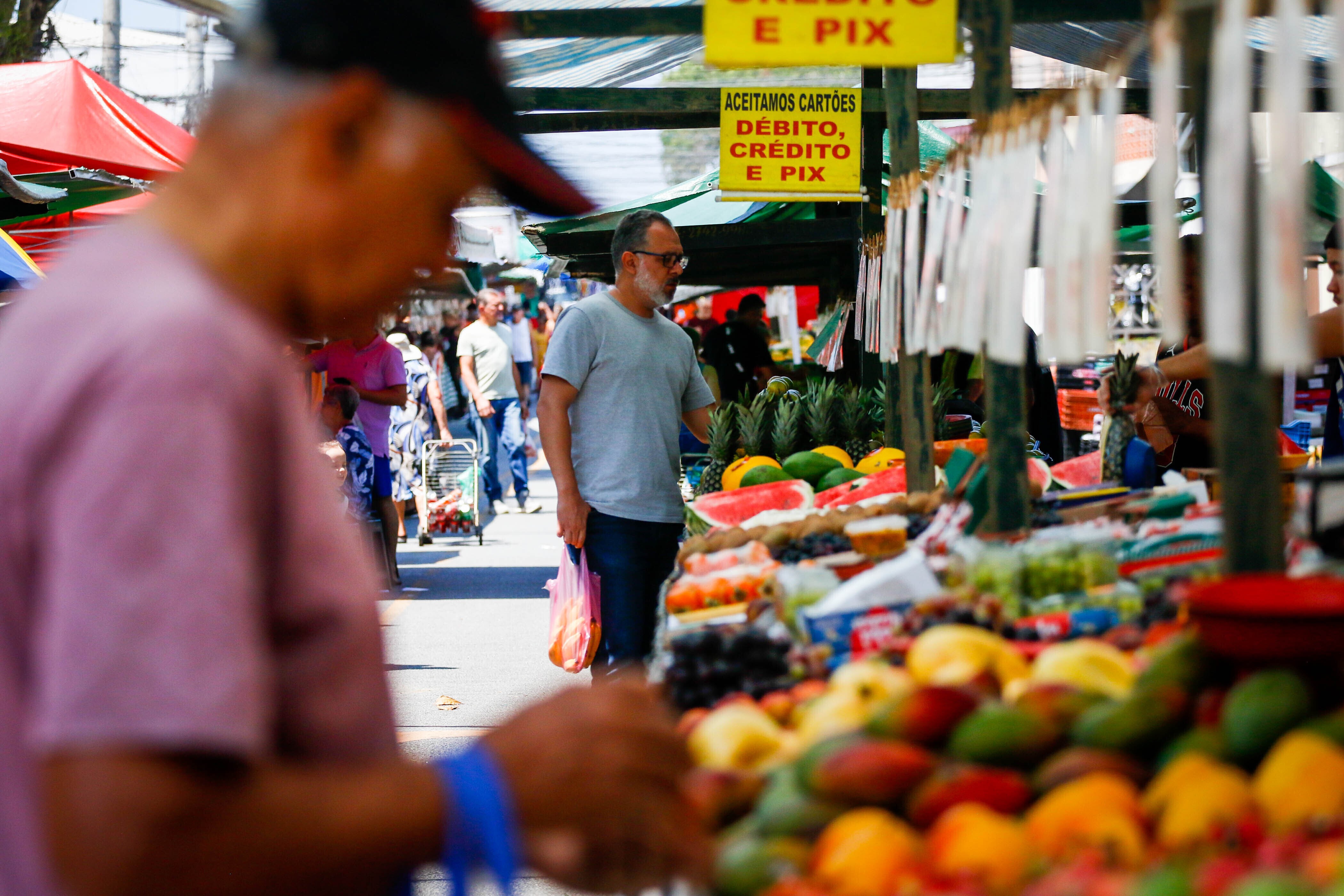 IPCA: preços sobem 0,33% em dezembro e inflação acumulada em 2025 chega a 4,26% G1