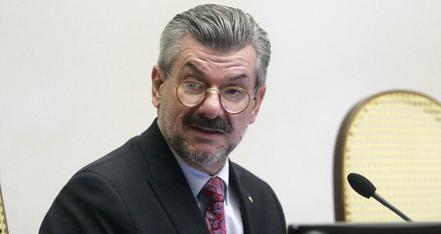 Ministro do STJ investigado por assédio pedirá licença médica