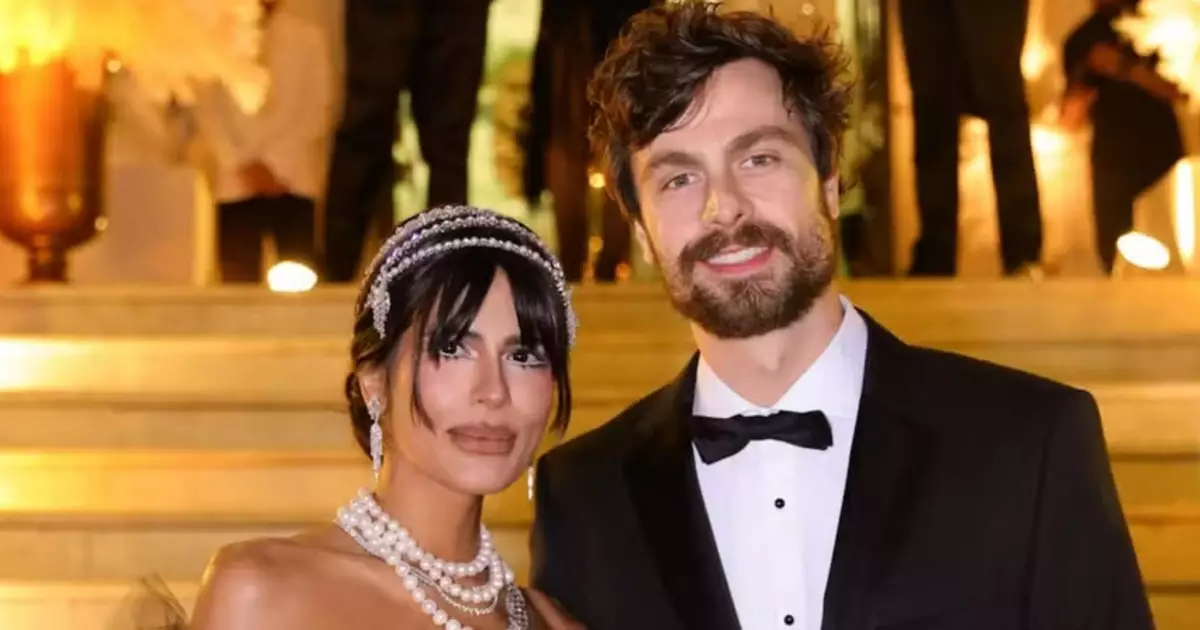Filha de Glória Pires termina noivado com galã de novelas