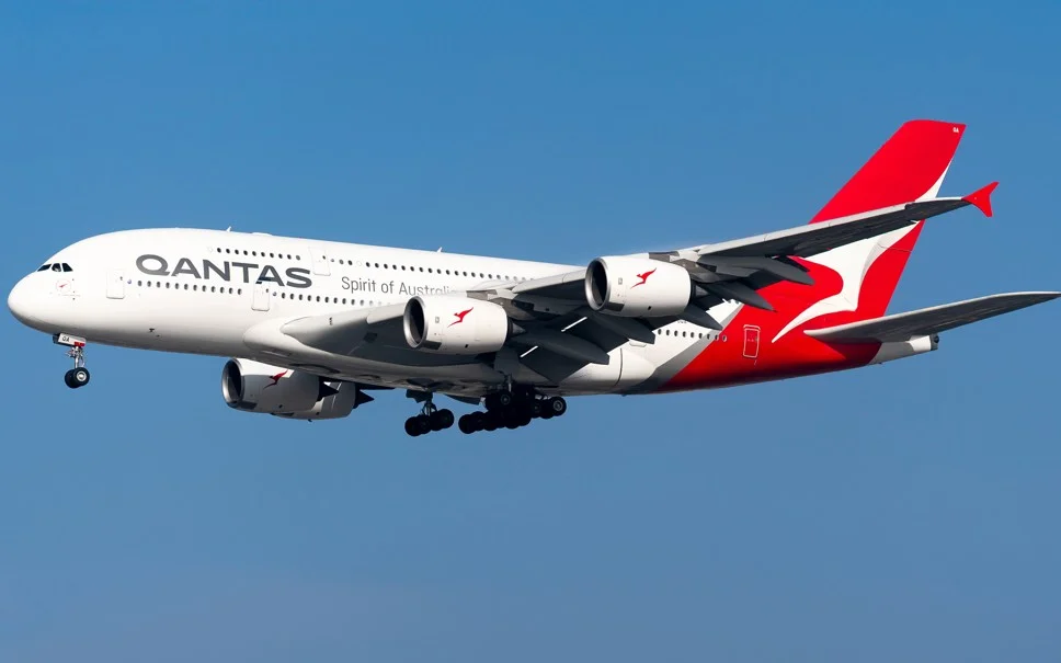 VOO INUSITADO: Maior avião do mundo faz viagem rara entre Austrália e Brasil abc+