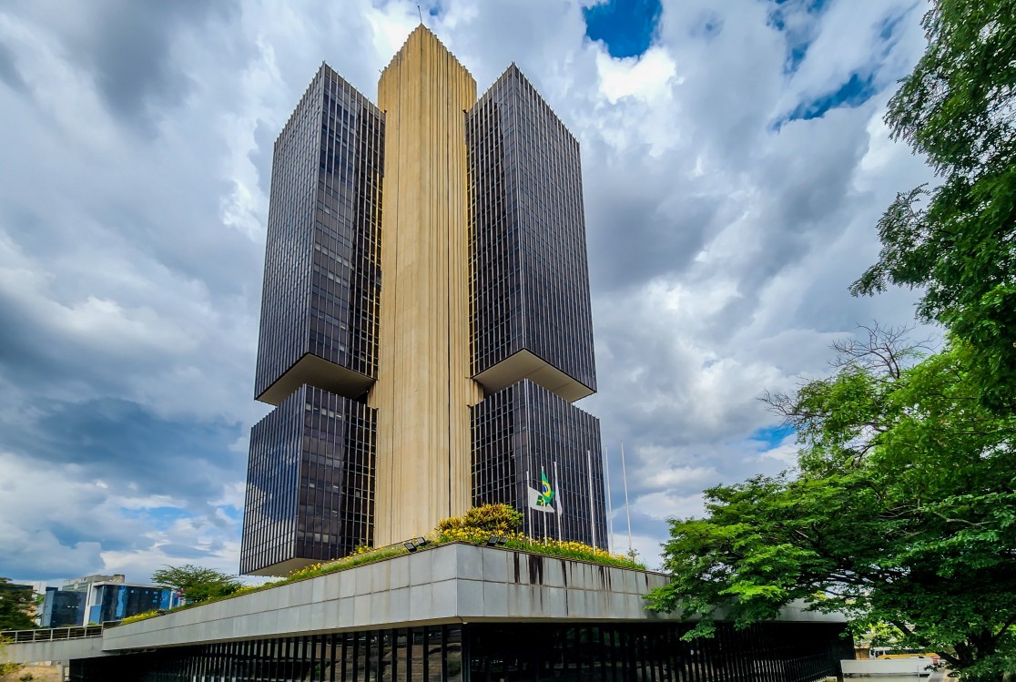 Banco Central tem prejuízo de R$ 120 bi em 2025