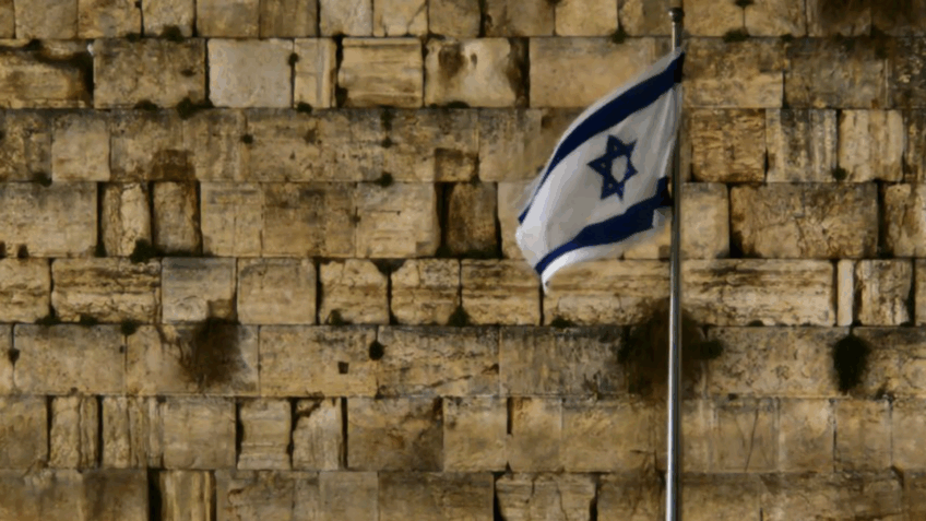 Israel diz que Irã tentou ocultar continuação de seu programa nuclear