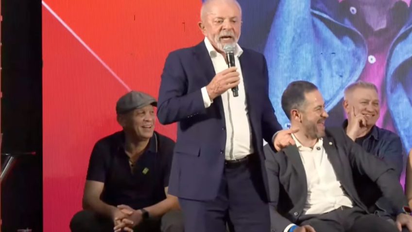Lula critica Tarcísio por faltar a inauguração de ala hospitalar em SP