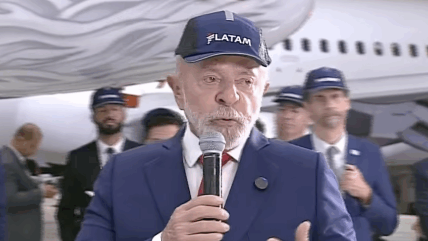 Lula erra ao dizer que Brasil faz fronteira com toda a América do Sul