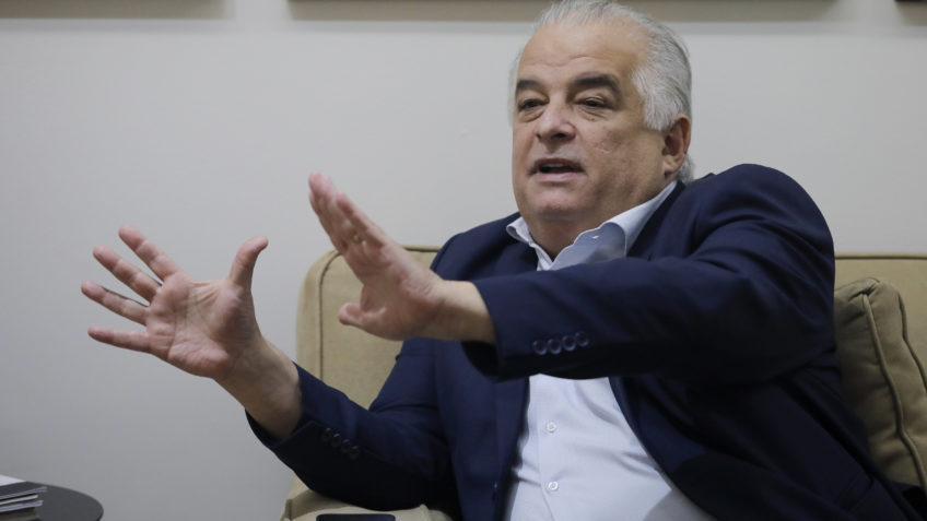 Márcio França deixa ministério para disputar eleição