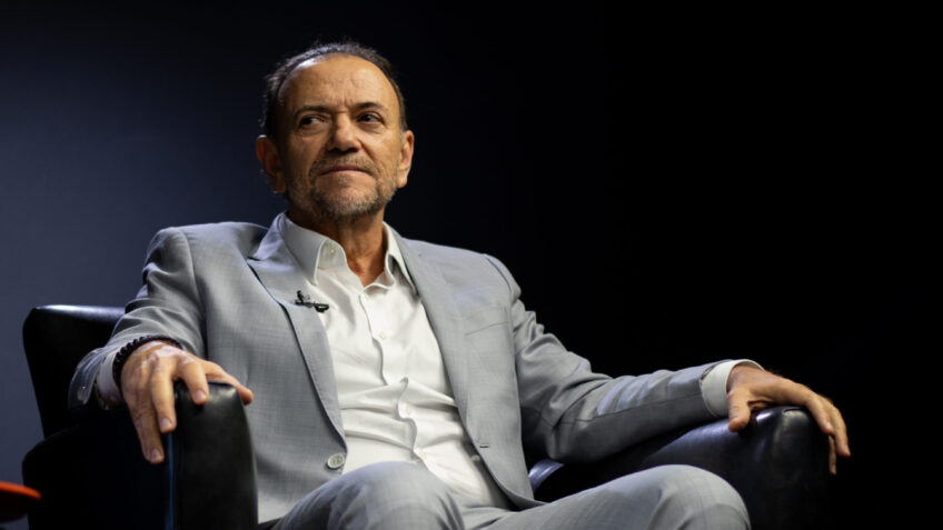 Presidente do PT pede que eleitores atuem como porta-vozes de Lula
