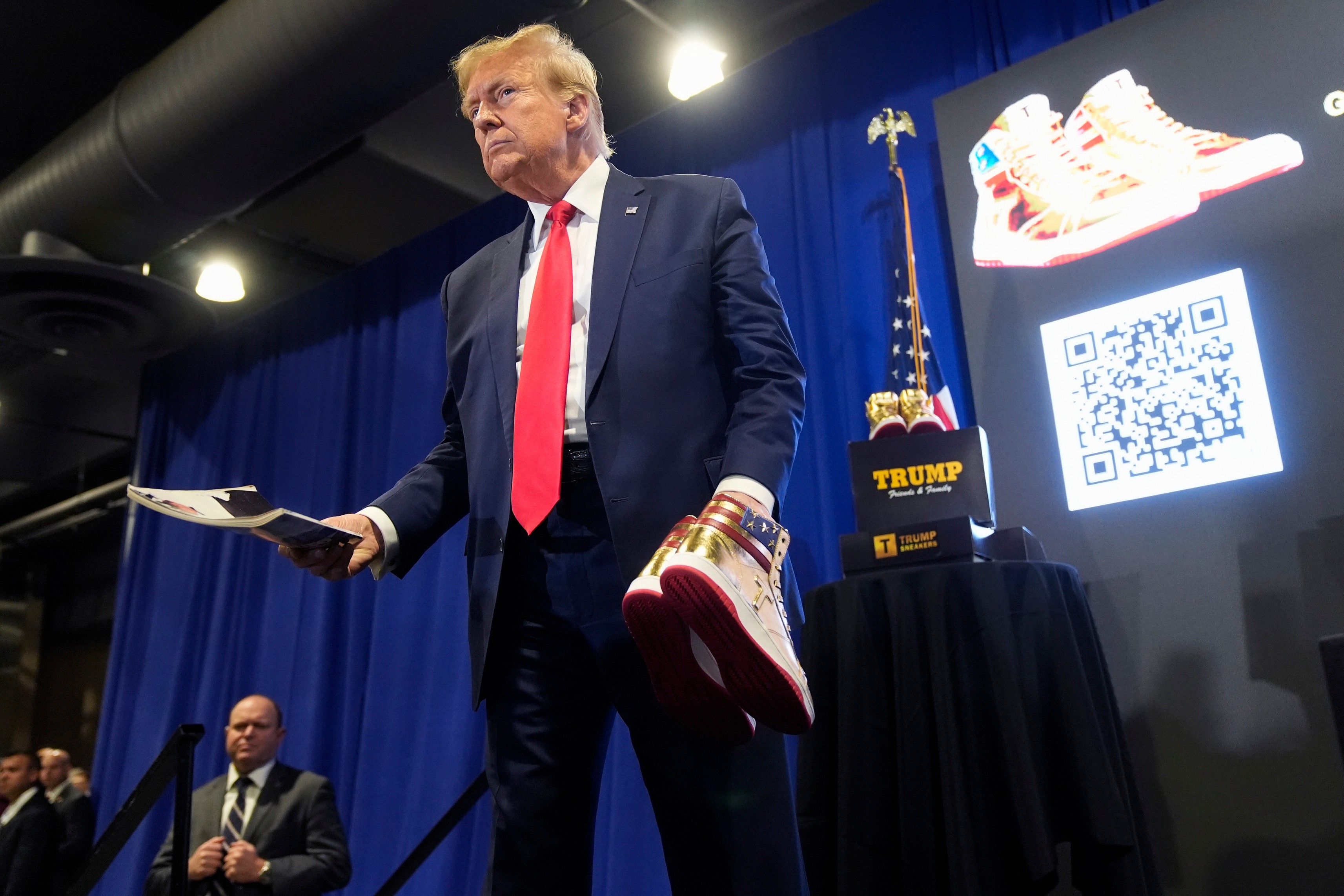 Explosão de negócios da família Trump abre caminho para presidentes dos EUA lucrarem com o cargo G1