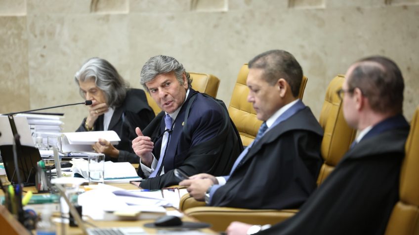 Fux vota contra flexibilização da Ficha Limpa