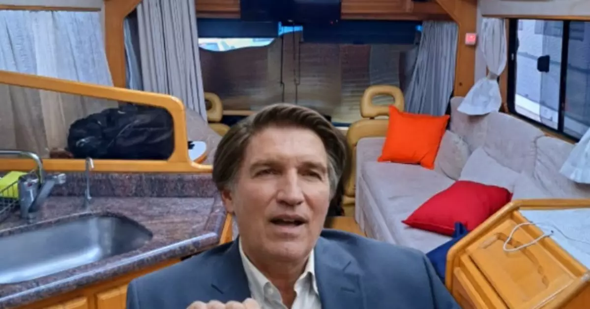 Veja motorhome feito de camarim para atores de ‘Dark Horse e comida dos figurantes