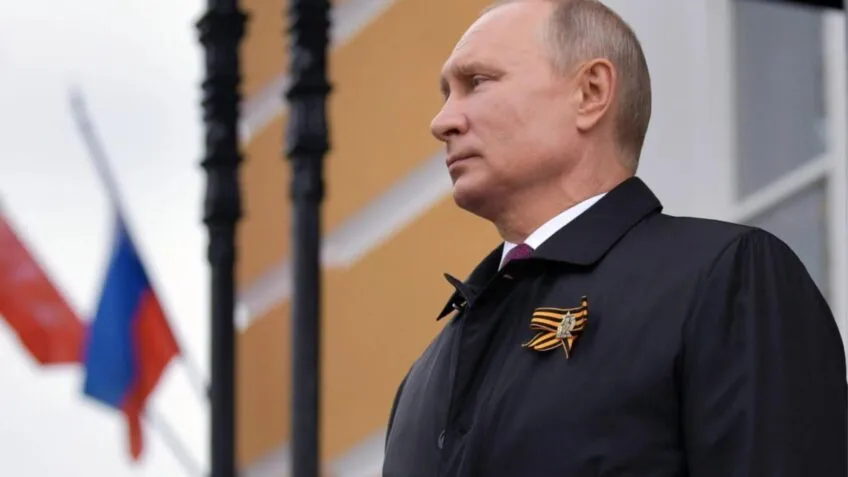 Putin diz que drone que atingiu a Romênia pode ser ucraniano