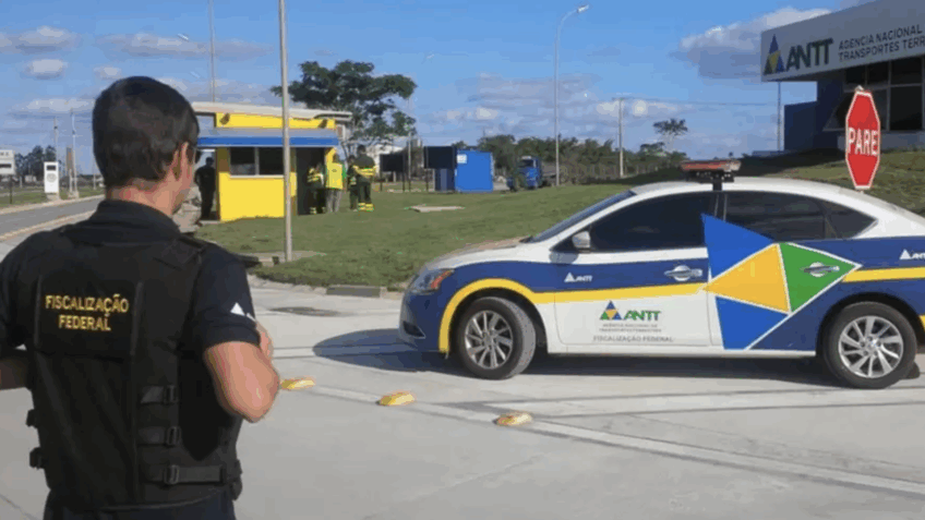 Reguladoras planejam cortar serviços após bloqueio milionário no orçamento