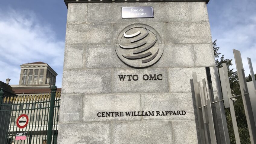 Indicador da OMC aponta resiliência do comércio global