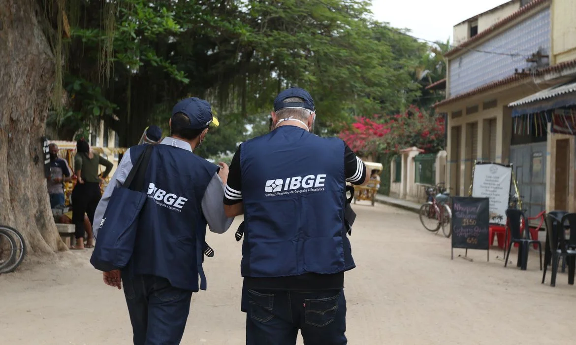 IBGE tem mais de 8,2 mil vagas abertas para o Censo Agropecuário veja cargos e salários abc+