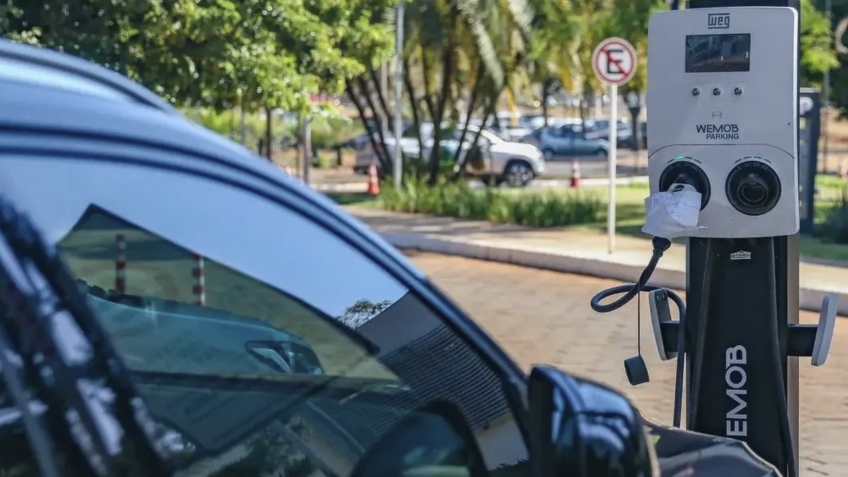 Elétricos passam modelos a diesel e gasolina e só vendem menos que flex