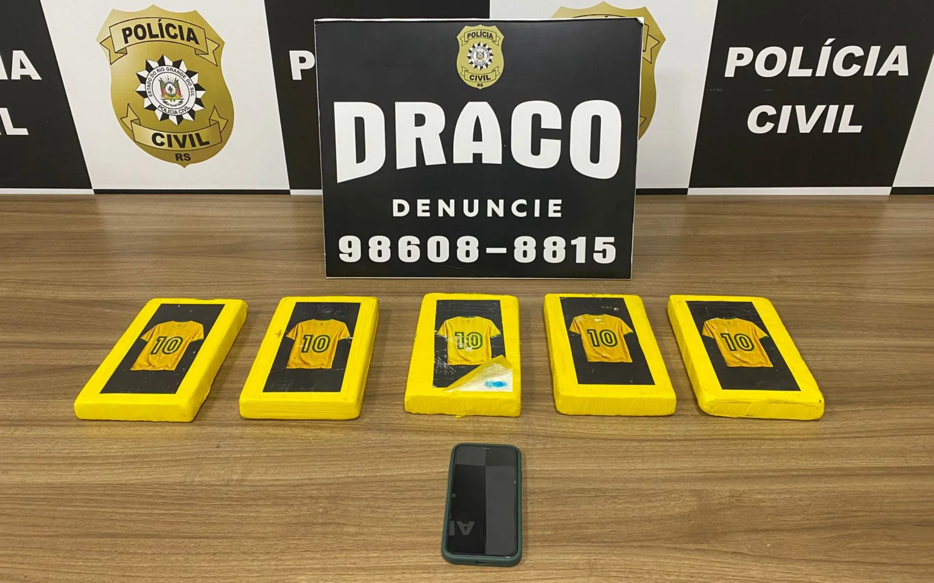 Jornalista do Vale do Sinos é preso com mais de 5 kg de cocaína escondidos em carro abc+
