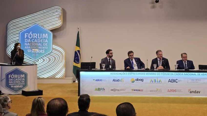 Associação defende transição gradual para reduzir jornada de trabalho