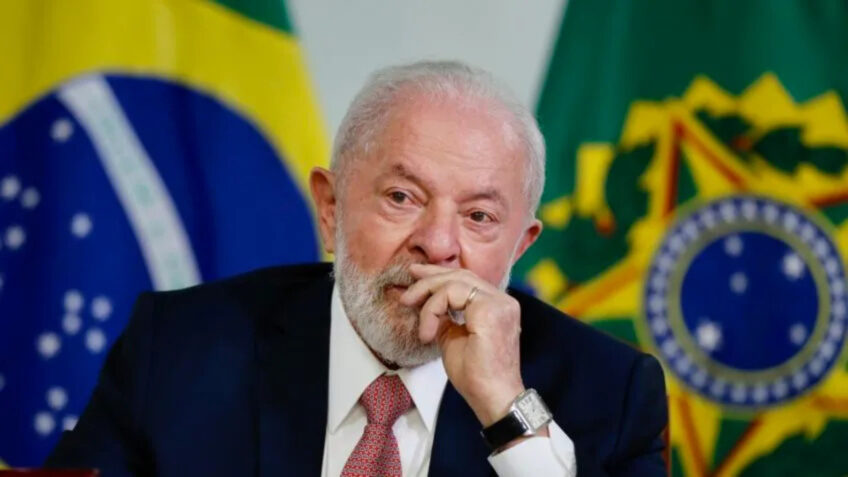 “O mundo é do caminho do meio e nunca fui esquerdista”, diz Lula
