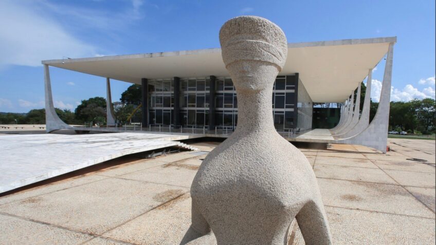 Entenda a regulamentação das big techs definida pelo STF