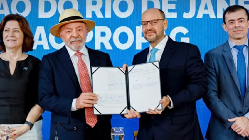 Lula e Rio de Janeiro assinam adesão ao Propag