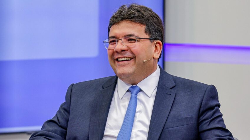 Rafael Fonteles PT lidera disputa ao governo do PI, diz pesquisa