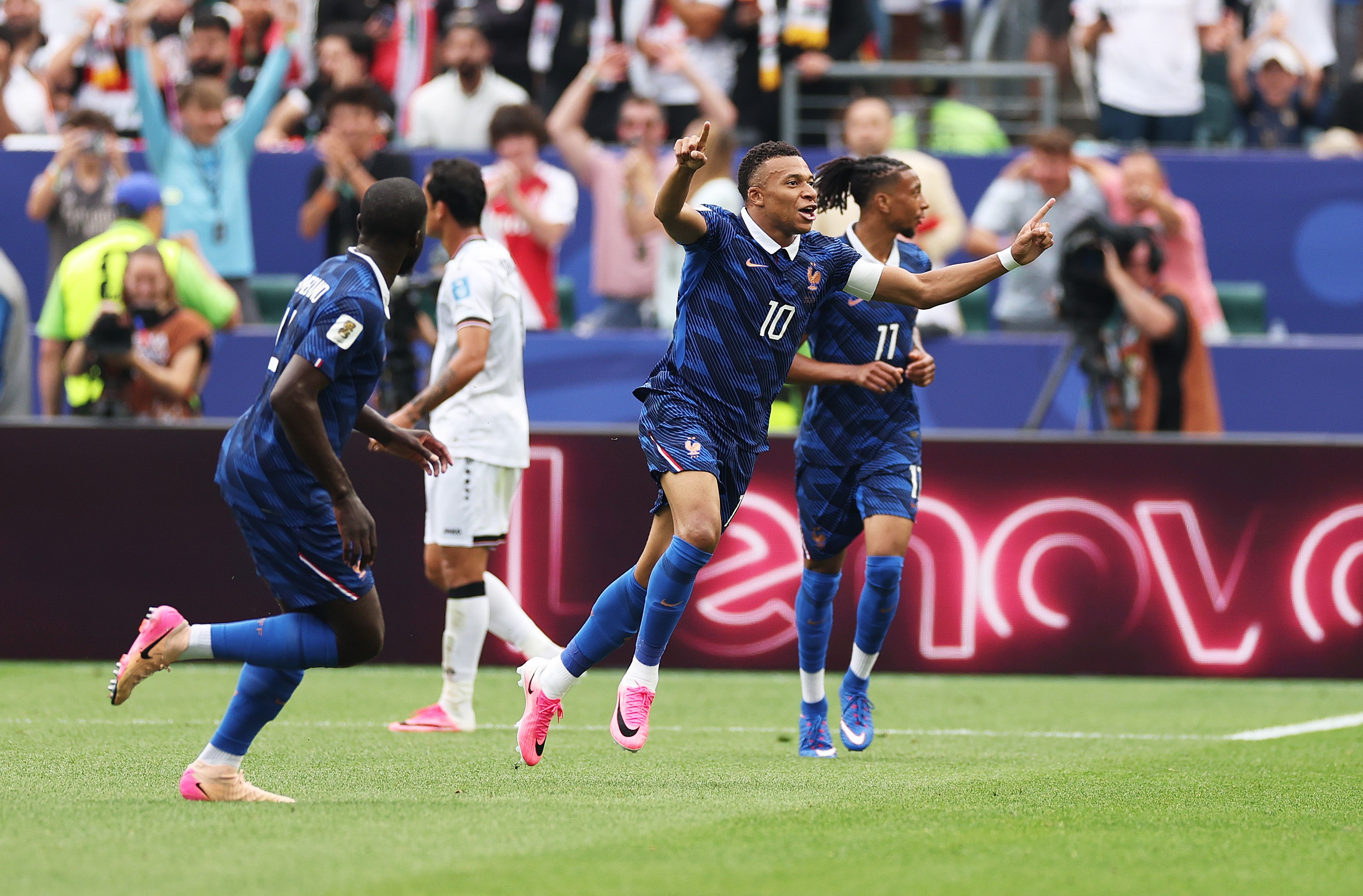Mbappé iguala Ronaldo Fenômeno na artilharia histórica da Copa Ge