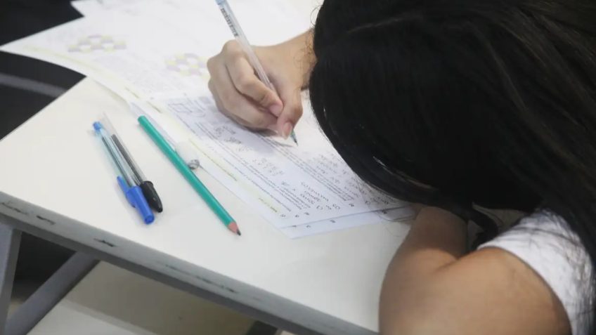 CNE amplia prazo para regulamentação do ensino integral