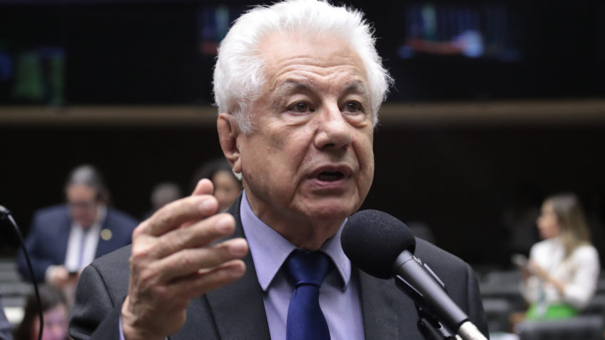 Deputado do PT quer barrar divulgação de odds durante jogos da Copa