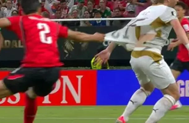 Após sequência de rasgos, Puma defende uniformes usados na Copa do Mundo abc+
