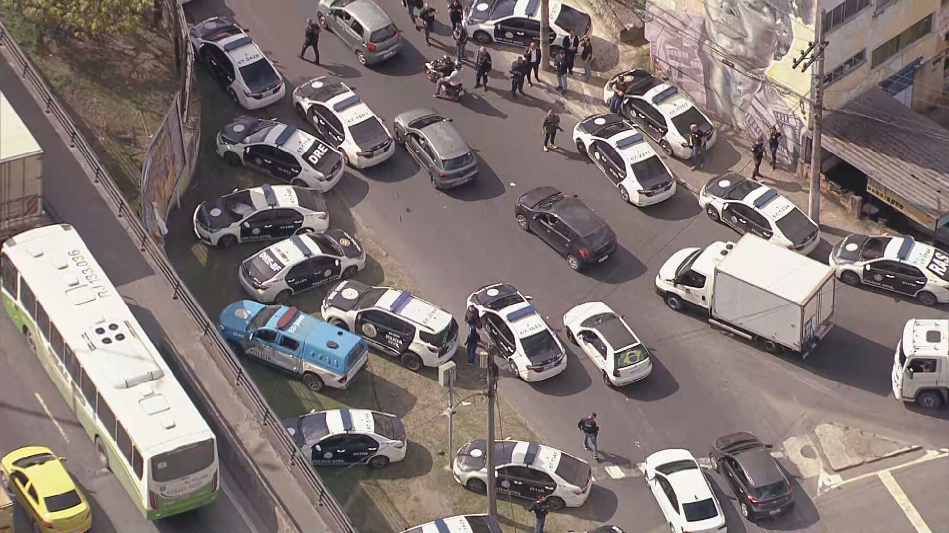 Inspetor da Polícia Civil morre após ataque de traficantes no Rio G1