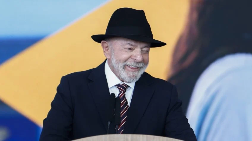 Lula sanciona lei do Banco de Boas Práticas contra violência à mulher
