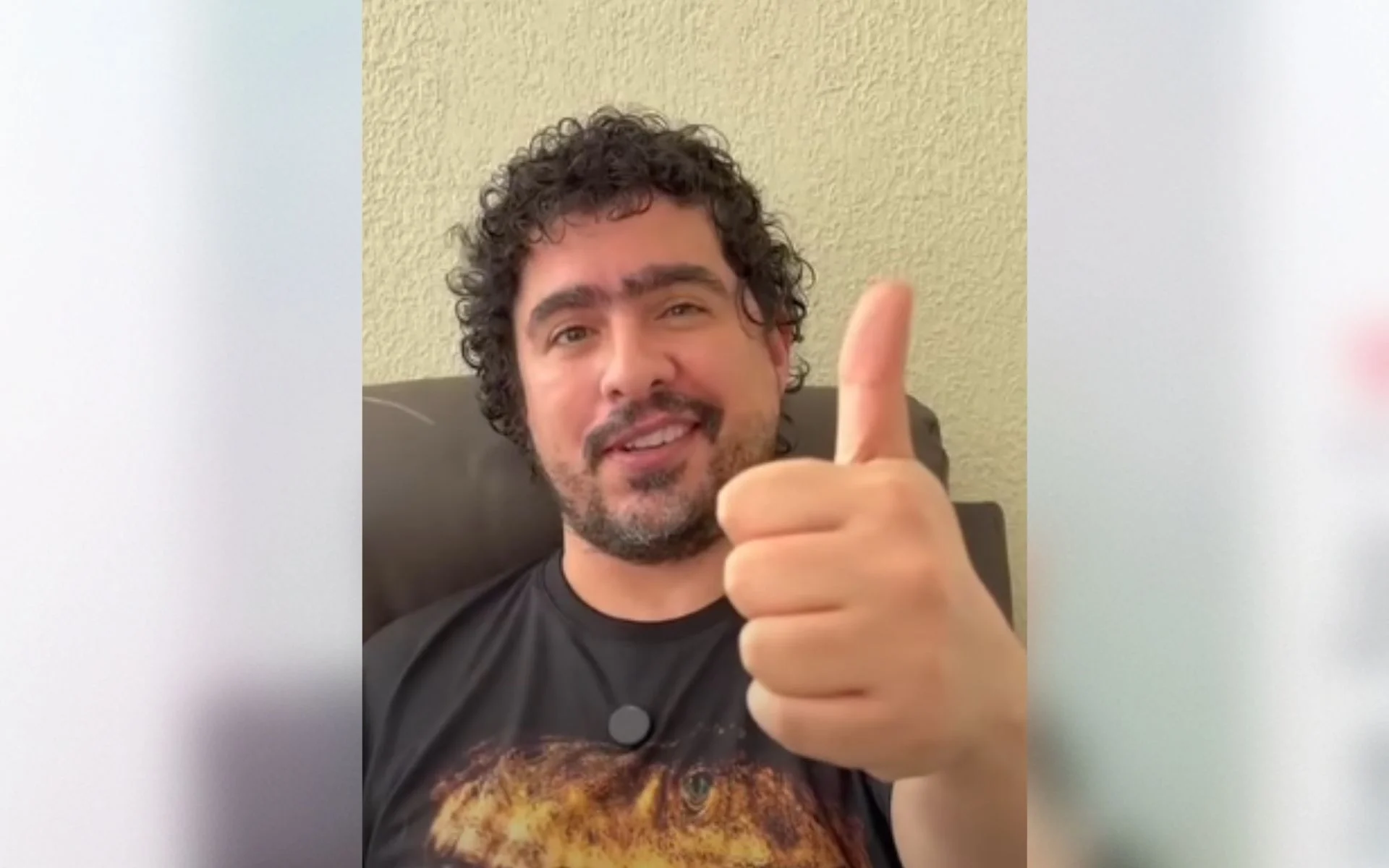 Influenciador Pirulla reaparece em vídeo e fala pela 1ª vez após AVC abc+