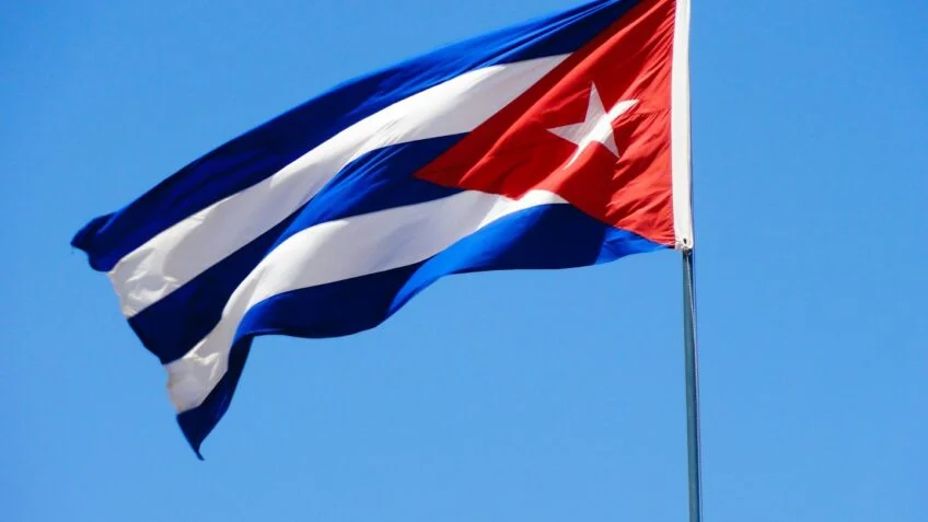 Governo Lula envia nova remessa de ajuda humanitária a Cuba