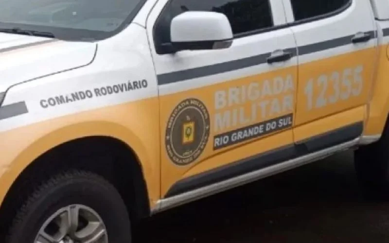 RS-239: Motociclista de 18 anos é hospitalizada após acidente em retorno na rodovia abc+