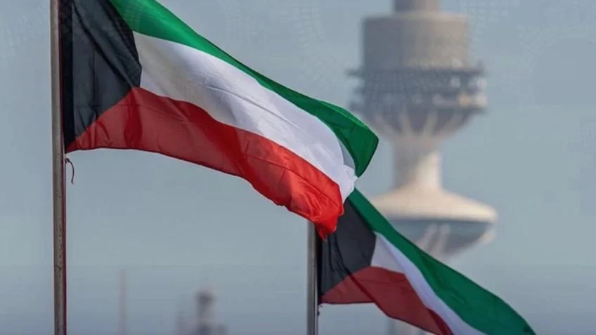 Kuwait diz que Irã atacou áreas civis e navio militar do país