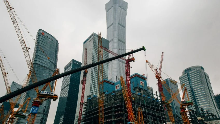 PIB chinês sobe 4,3% no 2º tri e fica abaixo da meta do governo