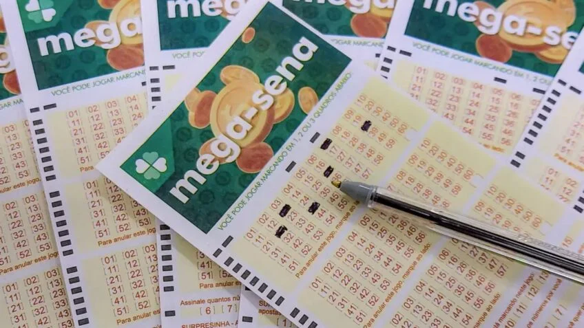 Mega-Sena pode pagar R$ 30 mi nesta 5ª feira
