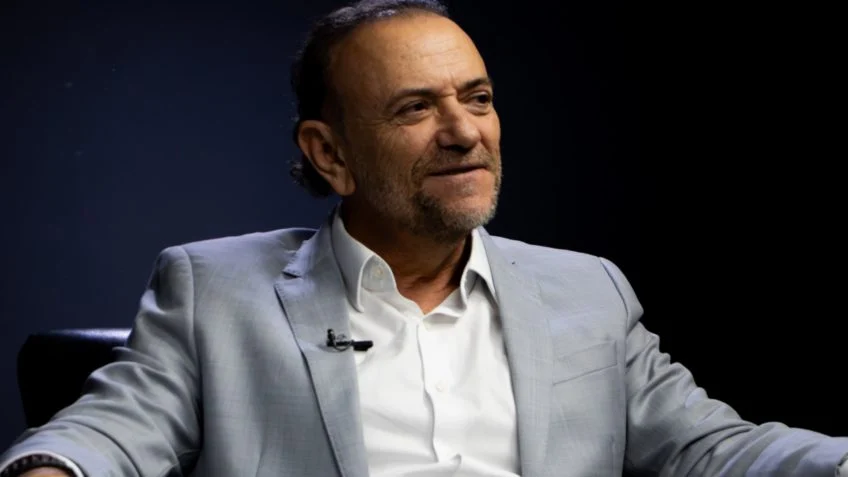 Edinho reúne ministros e cobra defesa do governo Lula nas redes