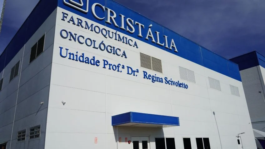 Anvisa suspende importação de colírio Zonidra