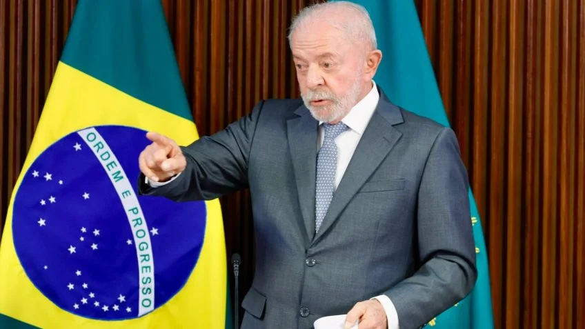Ao vivo: Lula sanciona projeto para fortalecer indústria da saúde