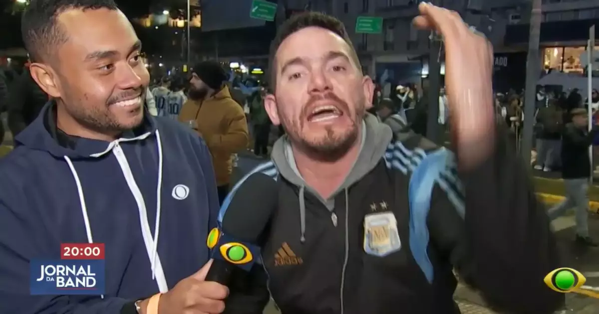 Repórter da Band é vítima de racismo em frente às câmeras na Argentina