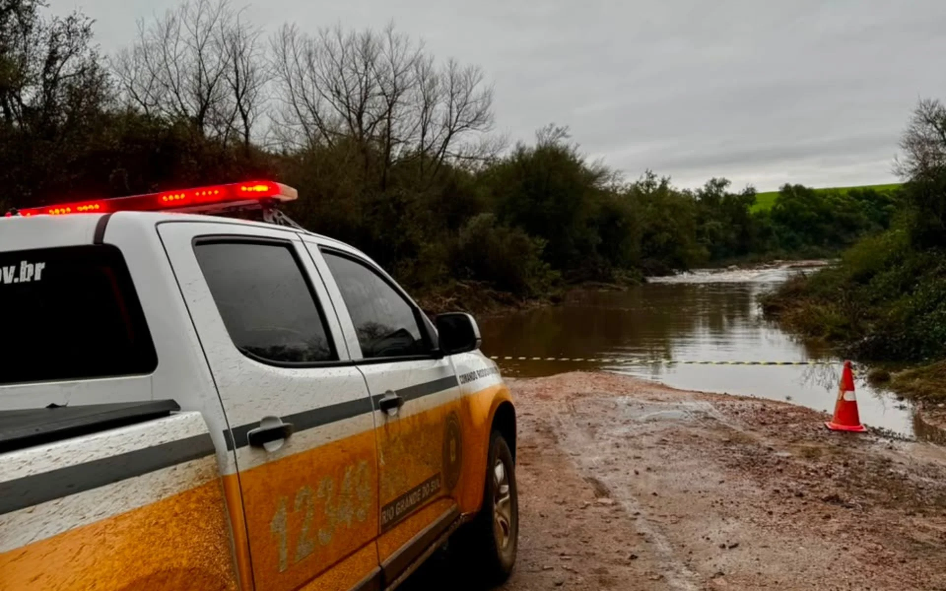 Chuvas no RS: Quase 50 cidades gaúchas têm danos por tempo severo veja as rodovias estaduais com bloqueios abc+