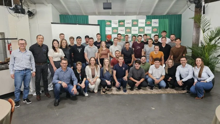 JBS lança programa para formar jovens líderes do agro