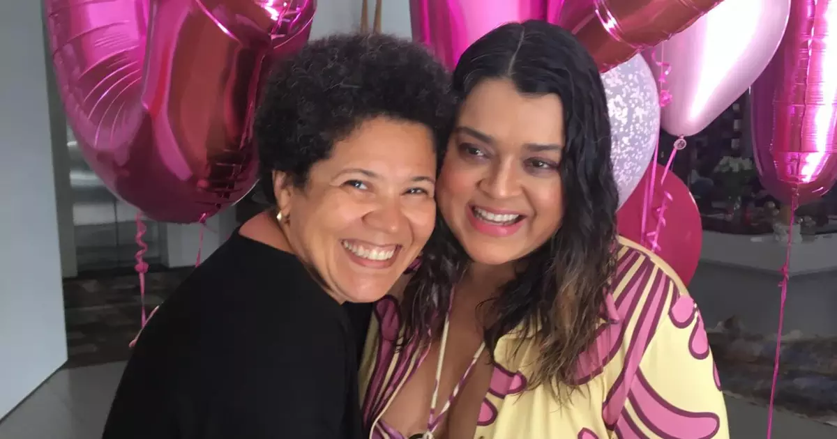 Quem é Nara Gil, irmã de Preta Gil que teve câncer de intestino antes da cantora